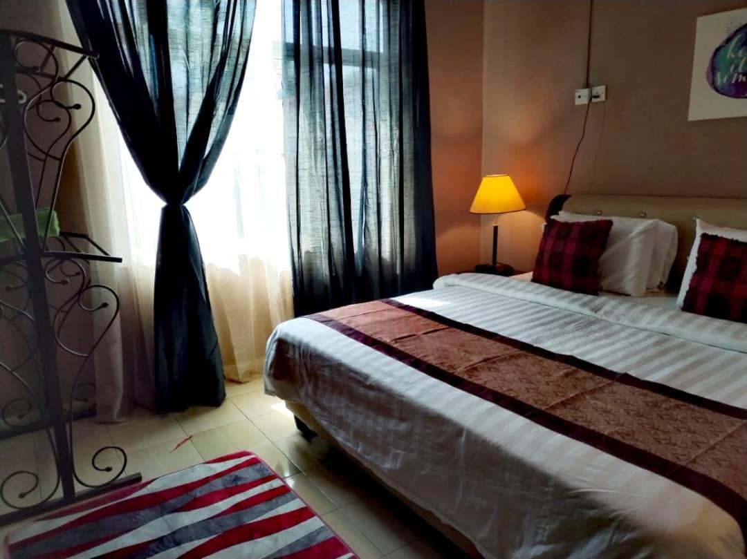 Destini Akef Villa 2 Pantai Cenang  Exterior photo