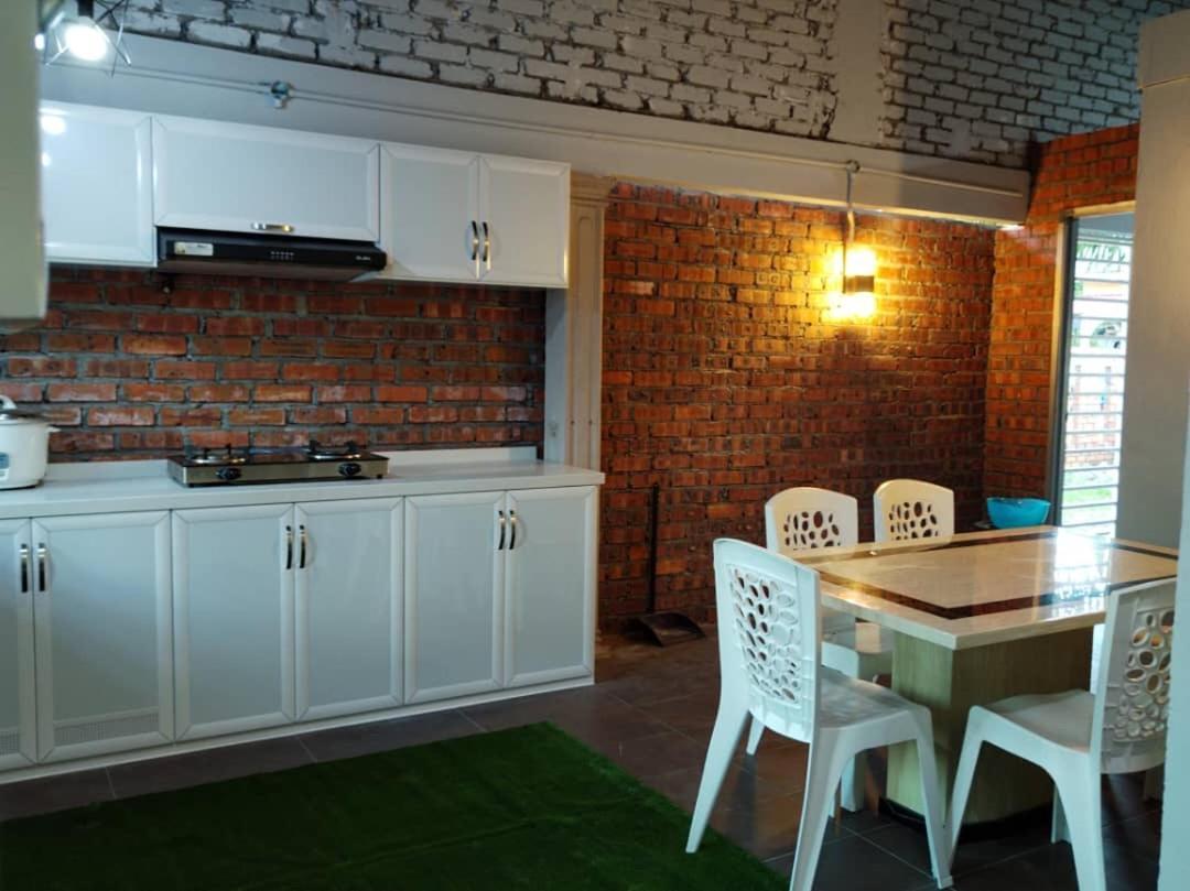 Destini Akef Villa 2 Pantai Cenang  Exterior photo